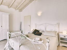 Modern Villa in Pula With Garden