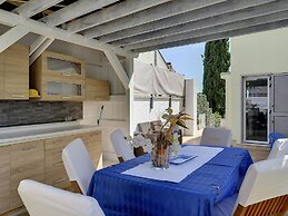 Villa in Pula With Private Swimming Pool