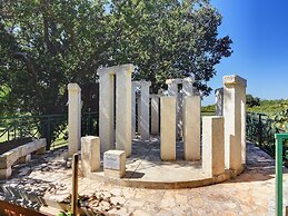 Charming Apartment in Pula With Swimming Pool