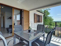 Modern Holiday Home With Pool in Pazin