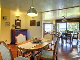 Luxurious Villa in Pomer with Pool & Hot Tub