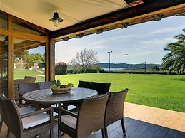 Luxurious Villa in Pomer with Pool & Hot Tub