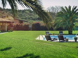 Luxurious Villa in Pomer with Pool & Hot Tub