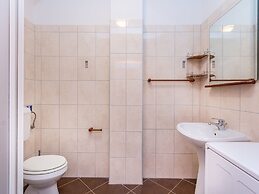 Nice Apartment in Pula With Swimming Pool