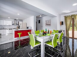 Villa With Pool in Pazin