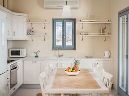 Modern Villa in Vasiliki with Swimming Pool & Hot Tub