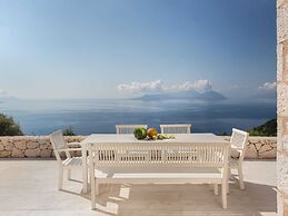 Modern Villa in Vasiliki with Swimming Pool & Hot Tub