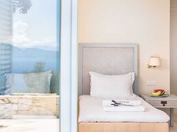 Modern Villa in Vasiliki with Swimming Pool & Hot Tub