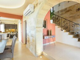 Stylish Villa Katifes With Private Pool, Amazing Views of the Sea and 