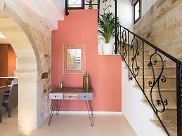 Stylish Villa Katifes With Private Pool, Amazing Views of the Sea and 