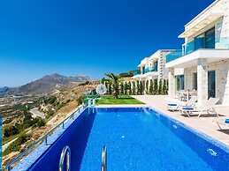 Scenic Villa With Private Pool