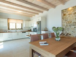 Scenic Villa With Private Pool