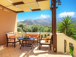 Spacious Villa with Private Pool & Outside Bar near Sea in Sisi