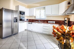 Spacious Villa with Private Pool & Outside Bar near Sea in Sisi