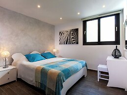 Great Villa, Enormous Pool, Nice Location near Village Sisi