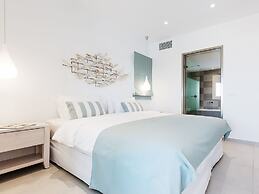 Beautiful Luxe Villa in Private Olive Grove, sea and Mountain View, Cl