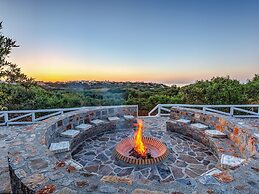 Beautiful Luxe Villa in Private Olive Grove, sea and Mountain View, Cl