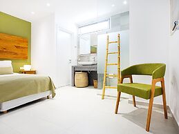 Beautiful Luxe Villa in Private Olive Grove, sea and Mountain View, Cl