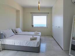 Infinity Pool Villa With Sea Views Near Rethymno City & Beach and Shad