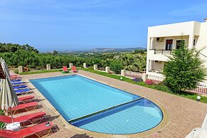 Family Friendly Villa Private Pool, Children's Play Area, Bbq, Spaciou