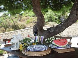 Spacious Villa in Vasiliki with Swimming Pool & Hot Tub