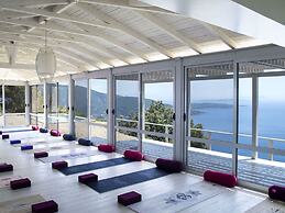 Spacious Villa in Vasiliki with Swimming Pool & Hot Tub