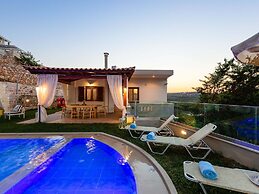 Villa in Achlades Crete With Private Pool