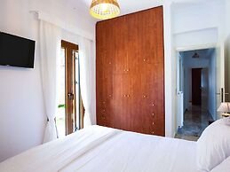 Upscale Villa With Private Pool