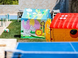 Upscale Villa With Private Pool