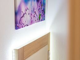 Upscale Villa With Private Pool