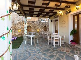 Charming Villa in Achlades Crete With Private Pool