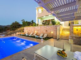 Splendid Villa in Achlades with Private Pool near Bali