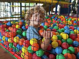 Comfortable Wooden Chalet in the Achterhoek