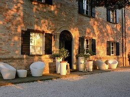 Villa in Montemaggiore Al Metauro Near the Vineyards