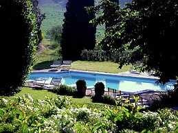 Villa in Montemaggiore Al Metauro Near the Vineyards