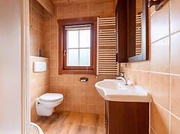 Wooden Holiday Home with Microwave near Brunssummerheide