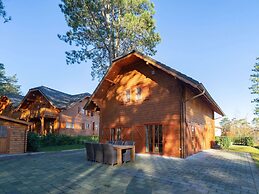 Wooden Holiday Home with Microwave near Brunssummerheide