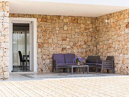 Belvilla by OYO Malaspina