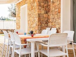 Belvilla by OYO Malaspina