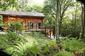 Cozy, Wooden Chalet With a Microwave, Located in a Forest