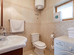 Beautiful Villa With Private Swimming Pool at Selca