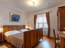 Beautiful Villa With Private Swimming Pool at Selca