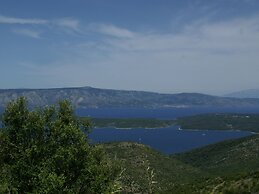 Spacious Villa at Stunning Island of Hvar With Private Pool