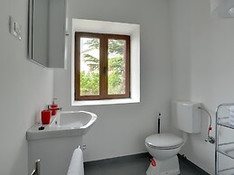 Holiday Home in Liznjan With Private Pool