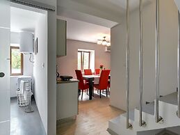 Holiday Home in Liznjan With Private Pool