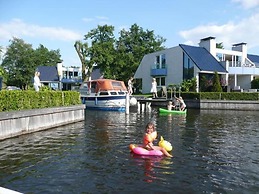 Penthouse Near Loosdrechtse Lakes