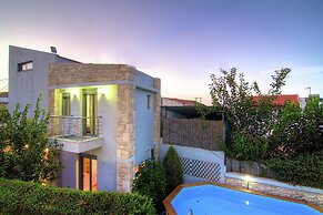 Authentic 10 Person Villa Near the Sea