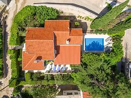 Charming Villa With Private Swimming Pool in Dalmatia