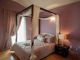 Villa With Private Pool, BBQ Area