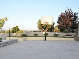 Villa With Private Pool, BBQ Area